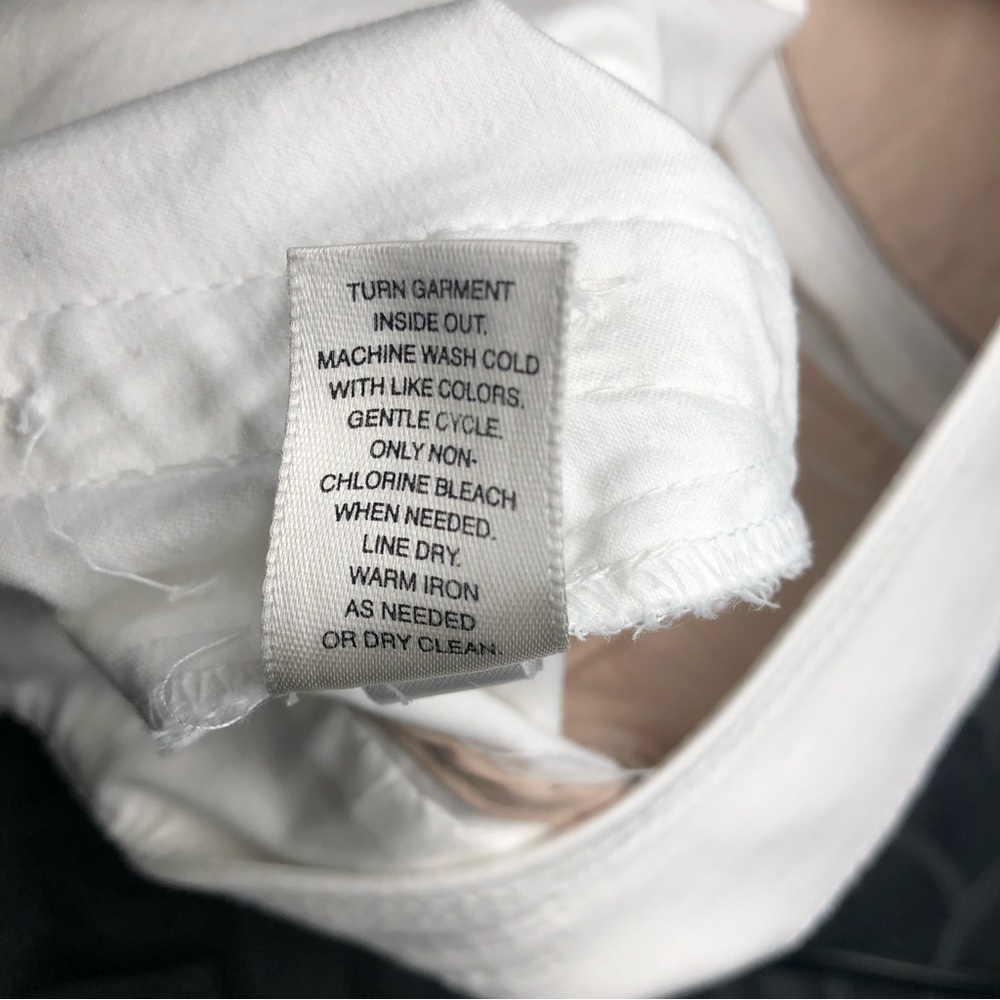 White House Black Market (WHBM) White Sailor 5” Shorts - Picture 8 of 9